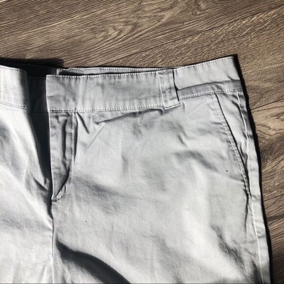 2/$20 NY&C Light Gray Cuffed Bermudas, 10 - Picture 4 of 5